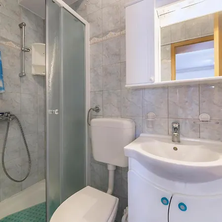 3 Bedroom Beautiful In Apartamento *