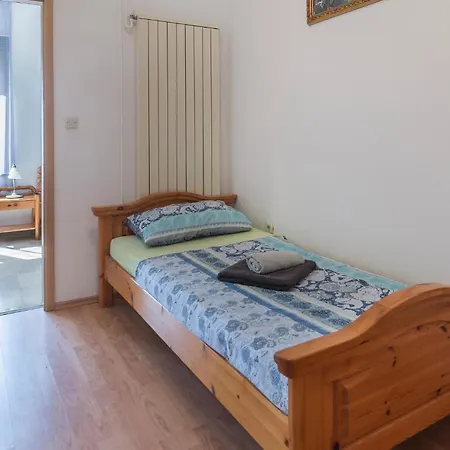 Apartamento 3 Bedroom Beautiful In *