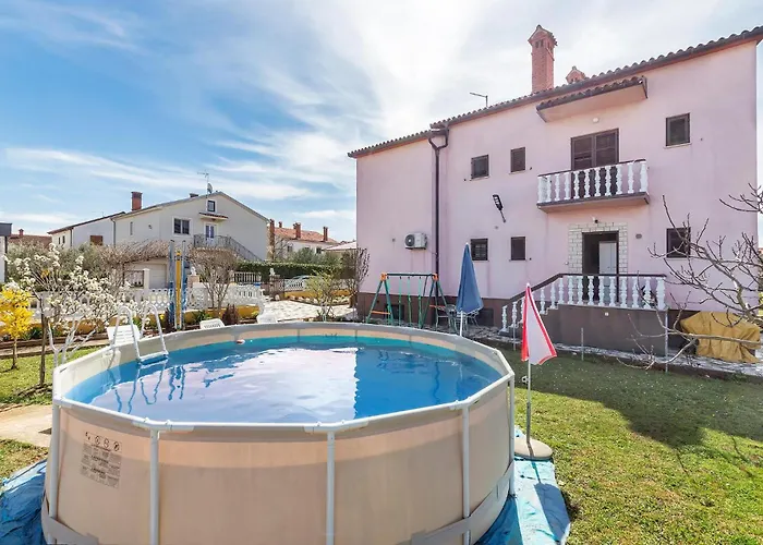 Amazing In With Wifi Appartement Pula